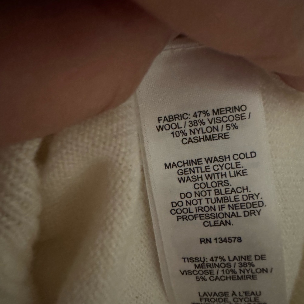Vineyard Vines Girl’s Soft Cream Crew Neck Sweater - Picture 5 of 5
